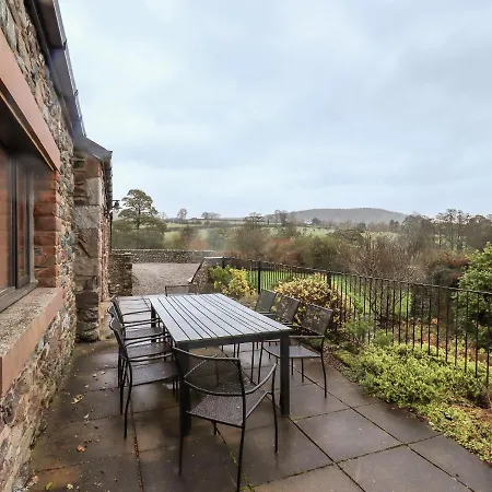 House Semesterbostad *