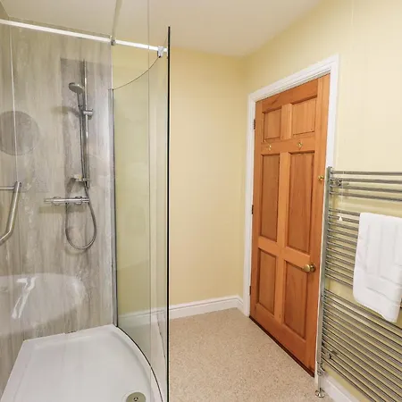 House Semesterbostad *