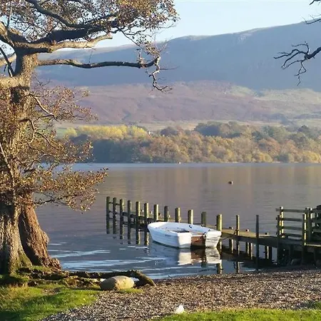 Semesterbostad House