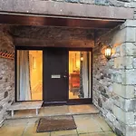 度假居 House *